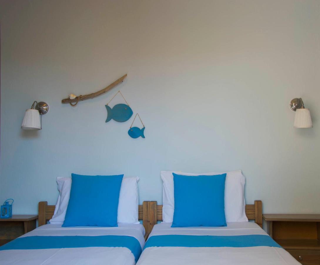 Drossinos Studios Poros Town Luaran gambar